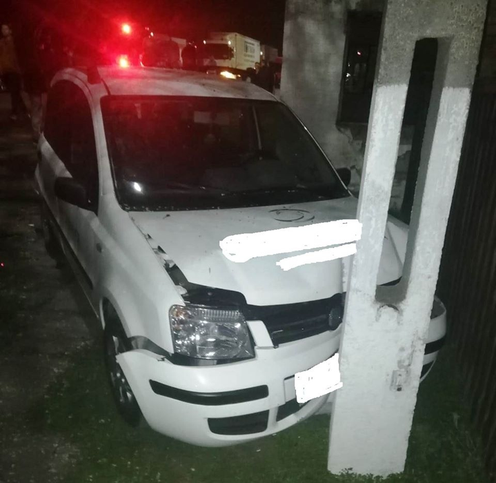 Impact violent în Călărași. Patru persoane au ajuns la spital după ce o mașină s-a răsturnat. Alte trei mașini au fost implicate