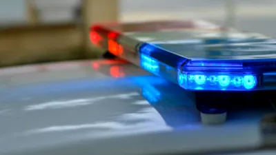 Momentul în care o profesoară din Iași sare dintr-o mașină de ride-sharing în mers. Șoferul a filmat totul