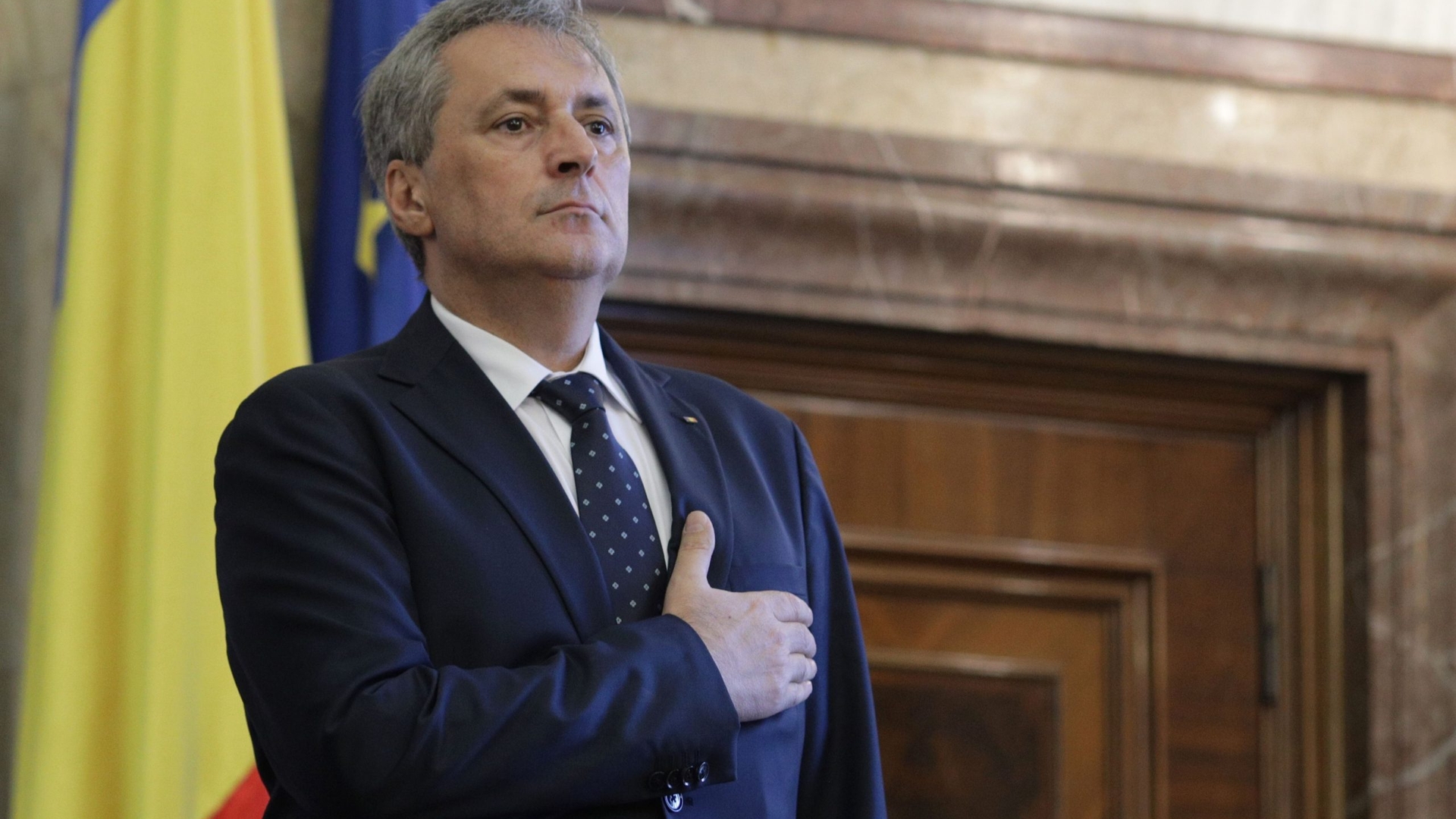 Unde a lucrat Ion Marcel Vela înainte de a fi ministru la Interne și ce a scris în declarația de avere