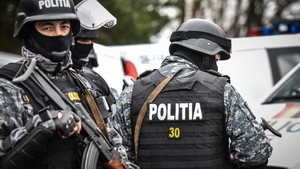 Apel 112: ”Mă omoară!” Polițiștii au rămas mască! O bombă sexy a …