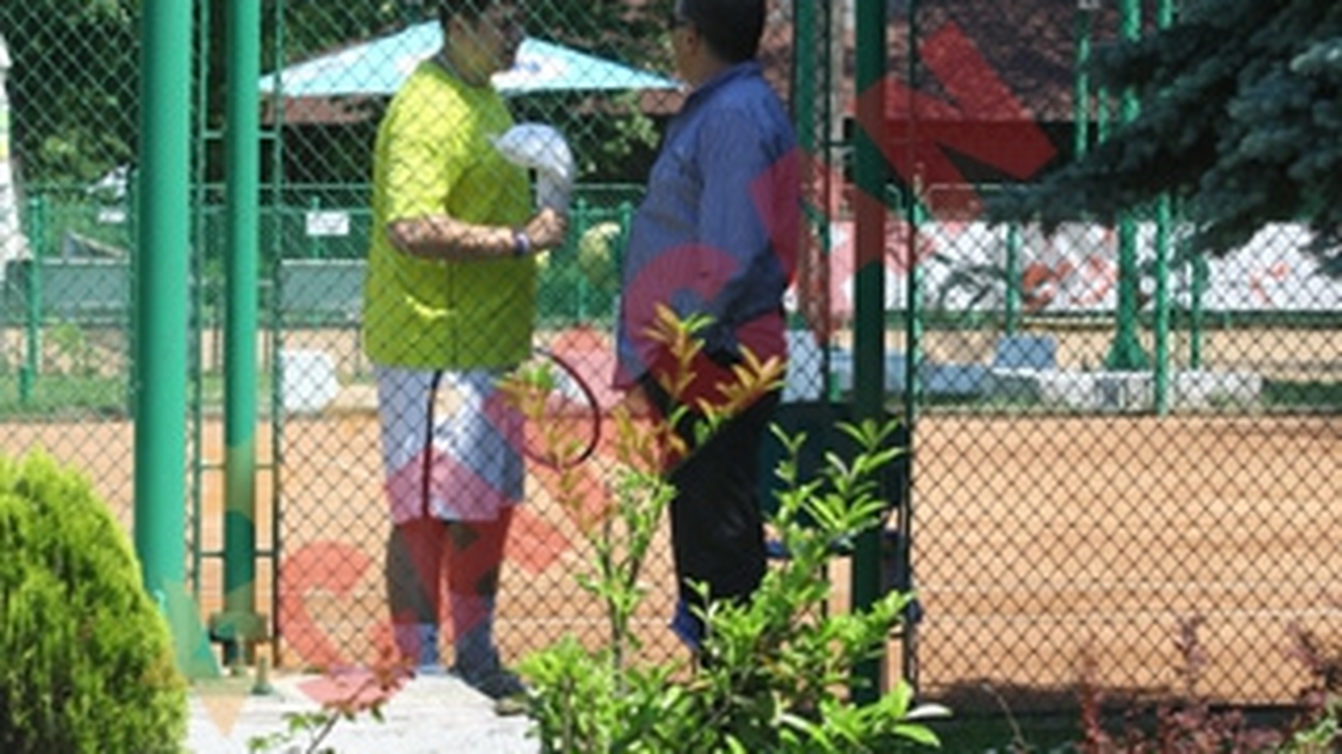Andone i-a dat lectii de tenis fiului sau