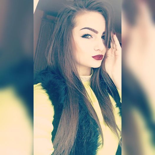 Crina Cătinean a slăbit şi e tare mândră de felul în care arată în prezent