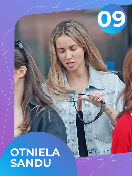 TOP 50 de vedete, așa cum rar le vezi în public! Cum arată Andreea Raicu, Erika Isac sau Otniela Sandu în varianta 100% naturală