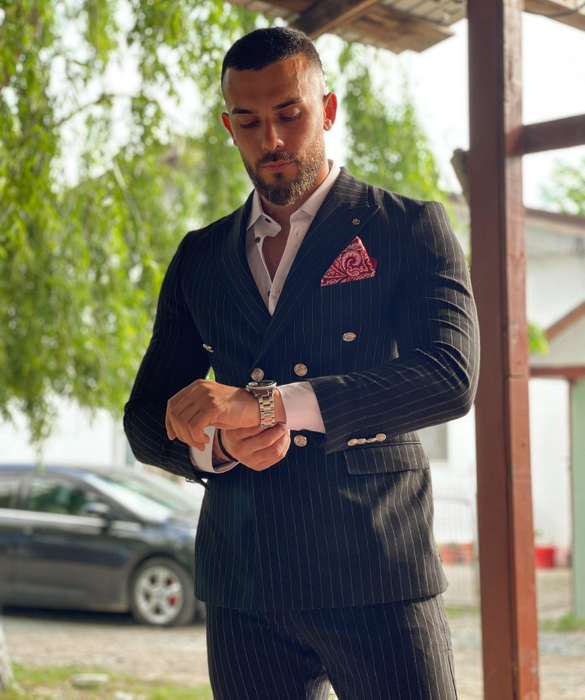 Fostul concurent de la "Puterea Dragostei" i-ar fi trimis mesaje partenerei de viață, de acum zece ani, a lui George Zănoagă / (Sursa: Instagram)