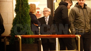 Ovidiu Lipan Ţăndărică, gesturi de ”crai” în public! Cum are succes la doamne, la 63 de ani!