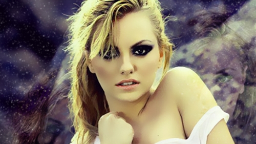Visul oricarui barbat! Imaginea cu Alexandra Stan in sanii goi a scapat pe internet! “Ai ceva...”