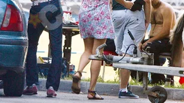 Zeta se iubeste cu baietii mondeni