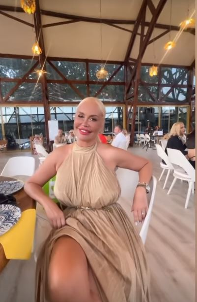 Vica Blochina, îmbrăcată elegant la petrecerea aniversară