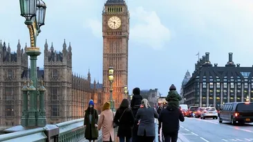 Marea Britanie amână cu un an alegerile locale din cauza pandemiei de coronavirus