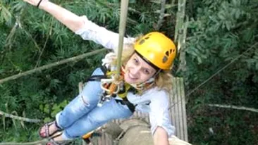 Amaliei Enache nu ii plac vacantele planuite in lux de amanunte: Adesea merg ca sa ma plimb cu bicicleta, sa explorez orase. Nu trebuie sa fi tot timpul cu nasul in harta