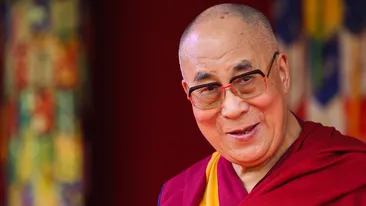 Celebrul DALAI LAMA şi-a dezvăluit secretele. Vezi care sunt cele 10 sfaturi care trebuie aplicate pentru a fi din nou plin de viaţă