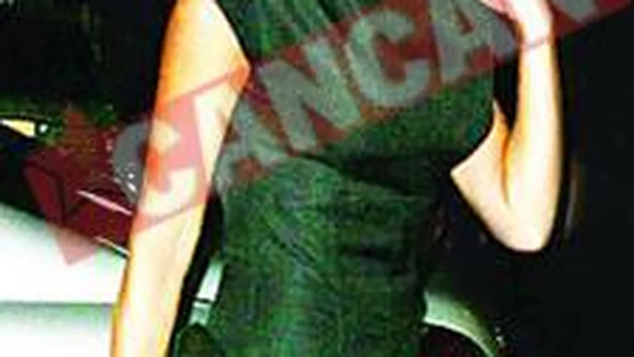 Nevasta lui Beckham are urechile nespalate