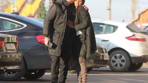 S-a iubit cu fiica ”Regelui mobilei” şi cu a lui Mădălin Voicu! Imagini în premieră cu cel mai nou cuplu din showbiz! Donjuanul de la Masterchef s-a combinat cu…
