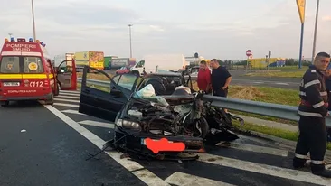 Accident cu 5 mașini în Cluj! Un șofer de 21 de ani nu s-a asigurat la schimbarea direcției