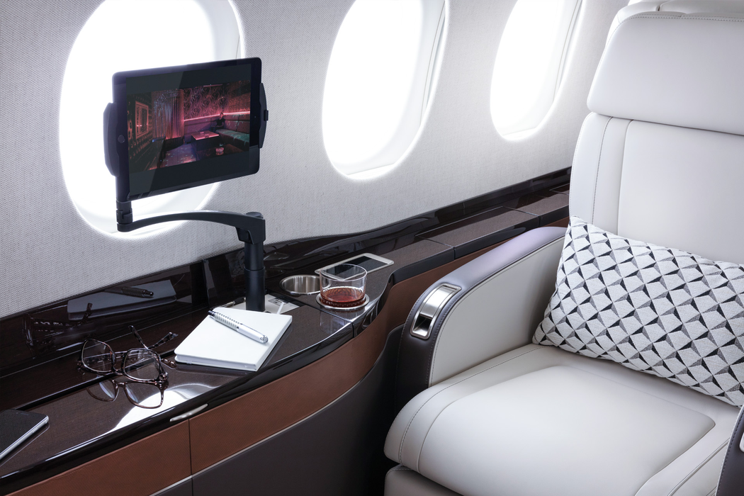 Interiorul avionului de 34 de milioane de dolari este, într-adevăr, spectaculos (Sursa foto: dassaultfalcon.com)