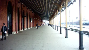 Un vagon de calatori a ars in Gara Burdujeni din Suceava