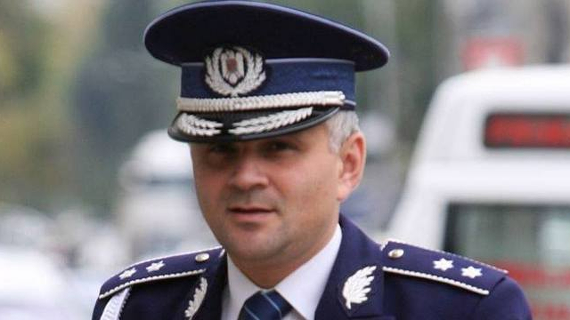 Va mai amintiti de comisarul Christian Ciocan, cel care a fost ani buni imaginea Politiei Romane? Vezi ce face acum politistul!