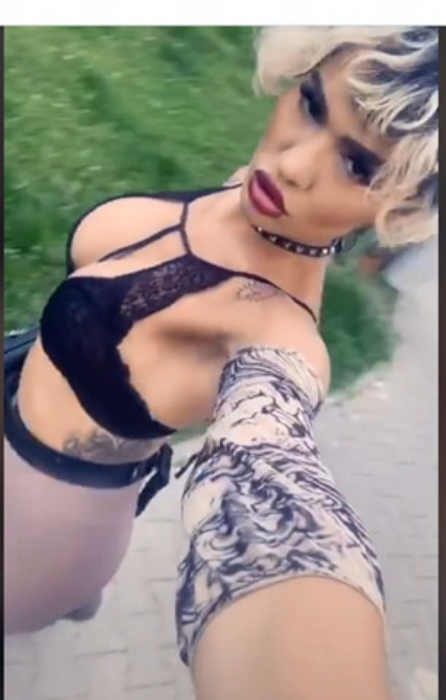 Imaginea zilei cu Margherita de la Clejani! Și-a scos silicoanele la vedere