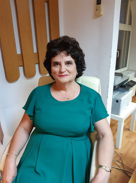 O cunoscută profesoară din Caracal a decedat din cauza infecţiei cu COVID-19. Femeia a ajuns la spital prea târziu
