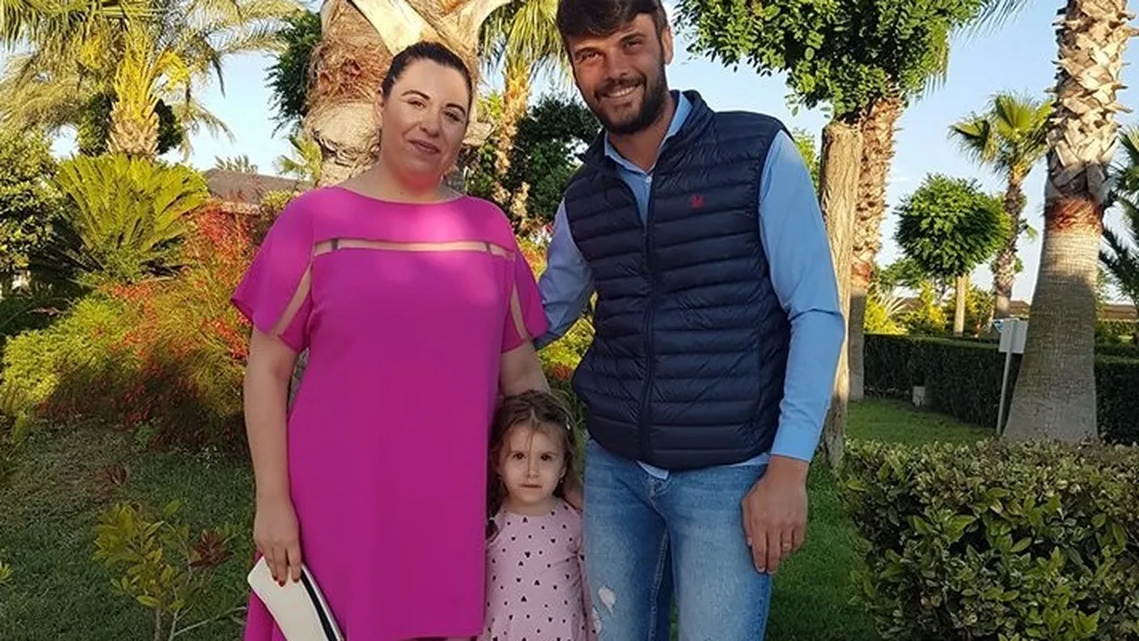 Oana Roman, despărţire nostalgică după o vacanţă de vis cu soţul şi fetiţa: ”M-am îndrăgostit iremediabil”
