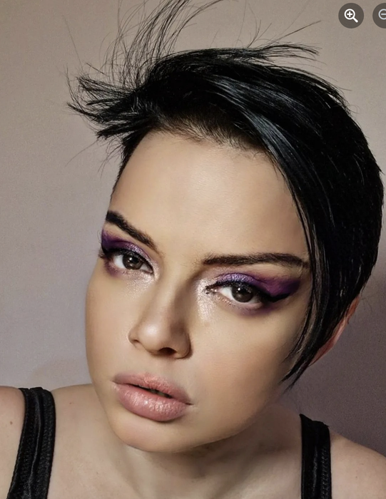 Ce mai face acum Lorena Lupu, „femeia independentă și plină de succes” care a devenit virală printr-o reclamă