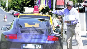 Flori si sampanie pentru Ioana Tariceanu