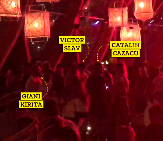 Victor Slav a petrecut alături de prietenii săi la NUBA