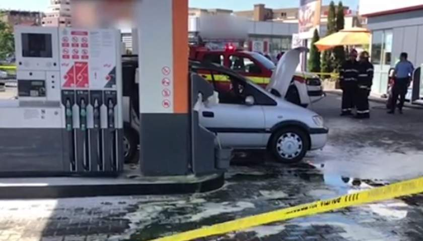 Mesajul cutremurător pe care l-a postat tânărul care și-a dat foc în benzinărie, înainte să se sinucidă!
