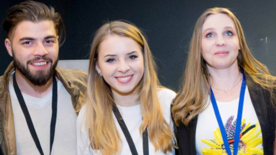 Îți mai aduci aminte de Simona Amânar, gimnasta care făcea furori în anii ’90? Abia o recunoști acum