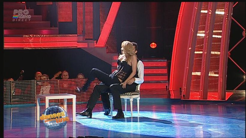 Iulia Vântur i-a dansat în poală lui Horia Tecău sub ochii Andreei Raicu! Uite cât de senzual s-a unduit prin faţa tenismanului