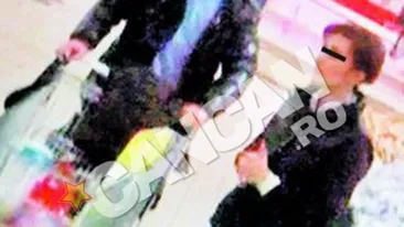 Zotta a iesit cu amanta la cumparaturi. A convins-o pe Barnoasa cu un carucior baban