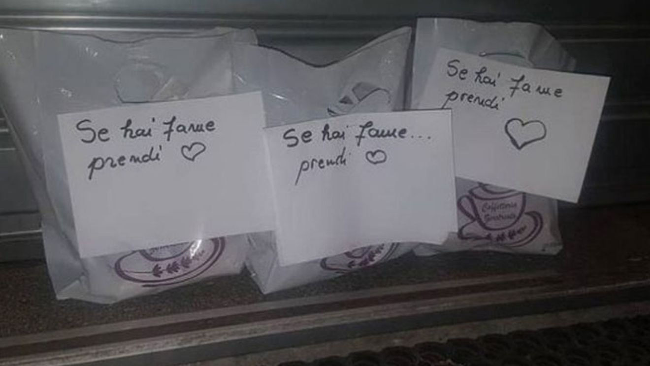 Ce mesaj a afișat o româncă din Italia în vitrina barului al cărei patroană este