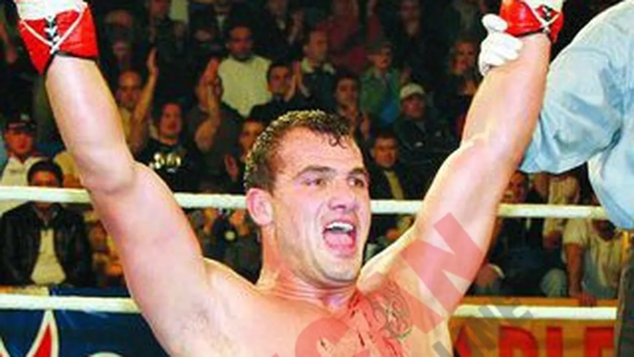 Acum ma bat cu Ghita. Inainte era un necunoscut