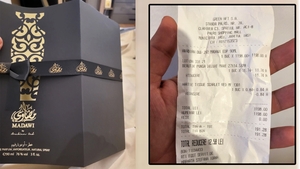 Răzvan din Iași a crezut că a cumpărat un parfum de 1.198 de lei din Palas Mall, cadou pentru nevasta lui. Când soția a desfăcut ambalajul, să cadă din picioare. Ce era înăuntru, de fapt