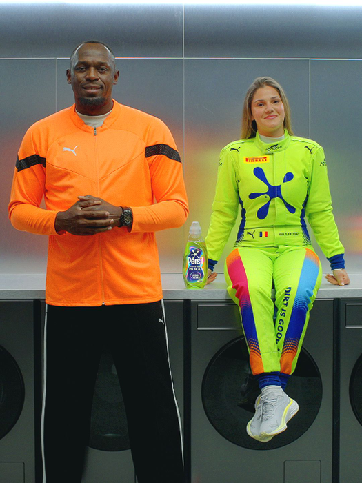 Zoe Florescu Potolea, o tânără româncă de doar 17 ani, a devenit protagonista uneia dintre cele mai spectaculoase campanii publicitare internaționale ale anului alături de Usain Bolt