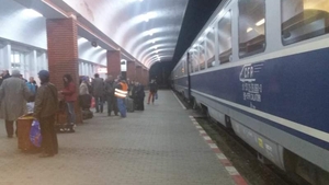 Tren de călători, deraiat în Teleorman! Traficul feroviar a fost blocat