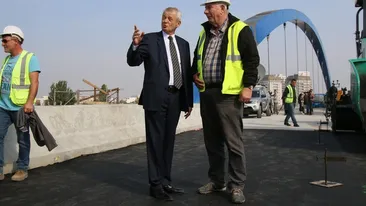 Sorin Oprescu face anuntul asteptat de toti soferii : Speram ca intr-o luna jumatate Pasajul Mihai Bravu sa fie deschis!