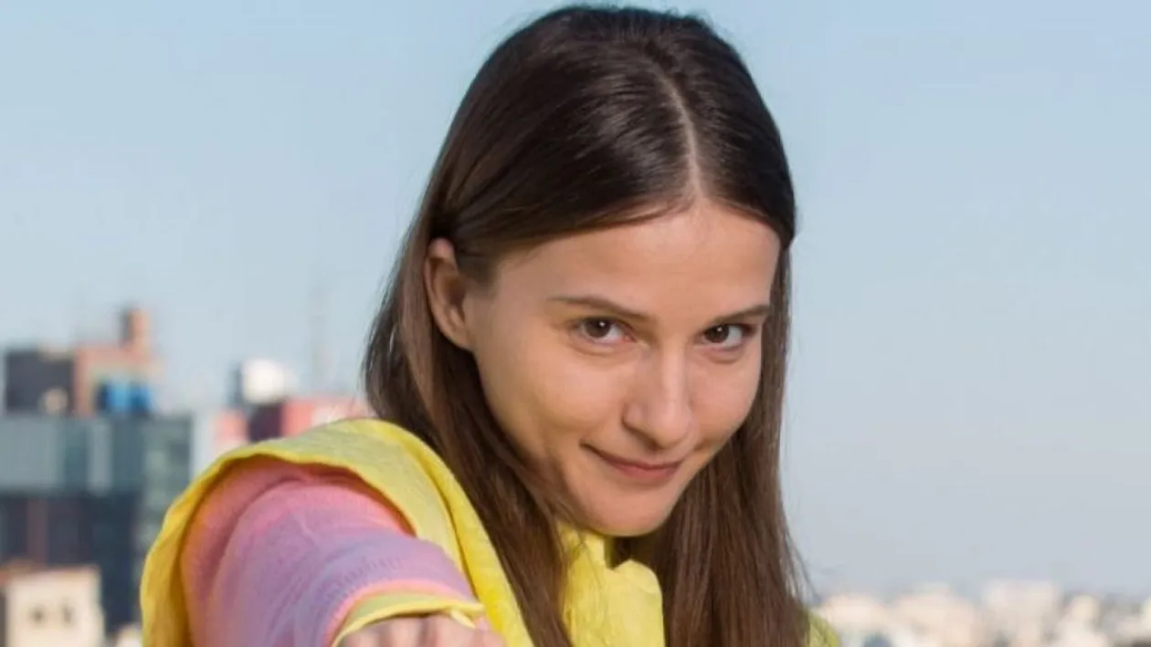 Aida Economu, din serialul de la Pro TV, a spus tot! Făcuse o pasiune pentru un profesor: ”Mergeam la toate…”