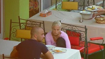 Dragoste în șlapi și logodnă fără final! Jojo și fratele Monicăi Anghel, poza care anunța despărțirea înainte să se întâmple