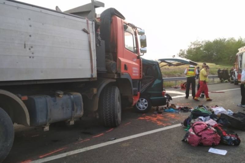 Bilanțul morților în urma accidentului din Ungaria a crescut! Noi informații despre șoferul care a provocat tragedia în timp ce făcea live pe Facebook