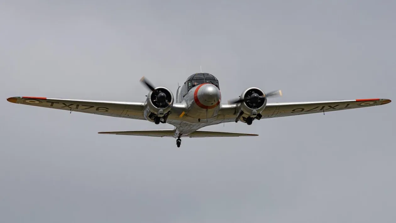 Vești de ULTIMA ORĂ de la spital despre consilierul AUR implicat în accidentul aviatic de la Iași. Familia se roagă pentru el