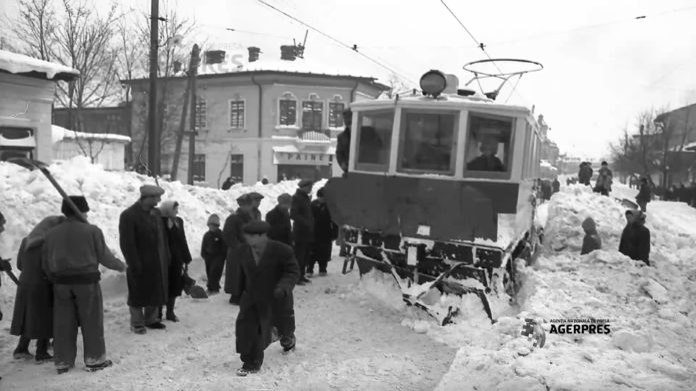Cel mai mare viscol din istoria României. Zăpada a avut câţiva metri în Capitală