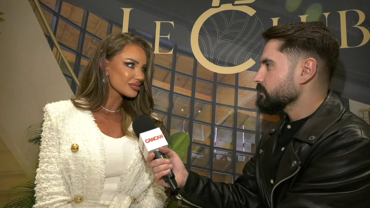 Bianca Drăgușanu: "Atunci când lucrurile nu sunt așa cum îți dorești să fie sau capătă oarecare dezechilibru, fug. Îți dai seama că de fapt sunt puțini oameni și puțini prieteni și practic ăia contează. Noi doi, trei, patru, cinci, ăștia suntem!" (Foto: captură video)