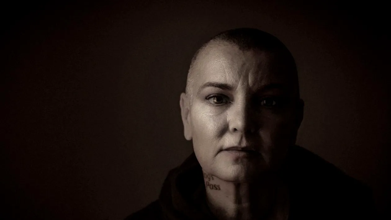 Fiul solistei Sinéad O’Connor s-a sinucis. Tânărul avea doar 17 ani