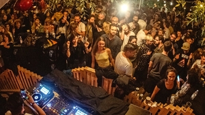 Nouă metodă de a da țeapă! Ce au pățit două tinere care căutau cazare pentru Electric Castle