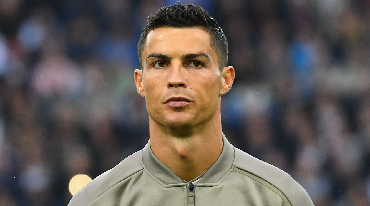 UDINE, ITALY - OCTOBER 06:  Cristiano Ronaldo of Juventus  looks on during the Serie A match between Udinese and Juventus at Stadio Friuli on October 6, 2018 in Udine, Italy.  (Photo by Alessandro Sabattini/Getty Images)