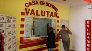 Curs valutar BNR 20 februarie 2020. Nu e o eroare. 1 euro este aproape 5 lei