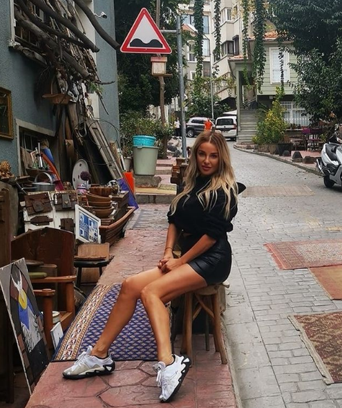 Tania Budi a făcut testul: ”Foarte mulți ani m-am văzut mamă!”
