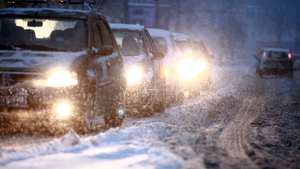 Bucureștiul sub zăpadă, autoritățile sub preș: cronica unei „surprize” care se repetă de când ne știm