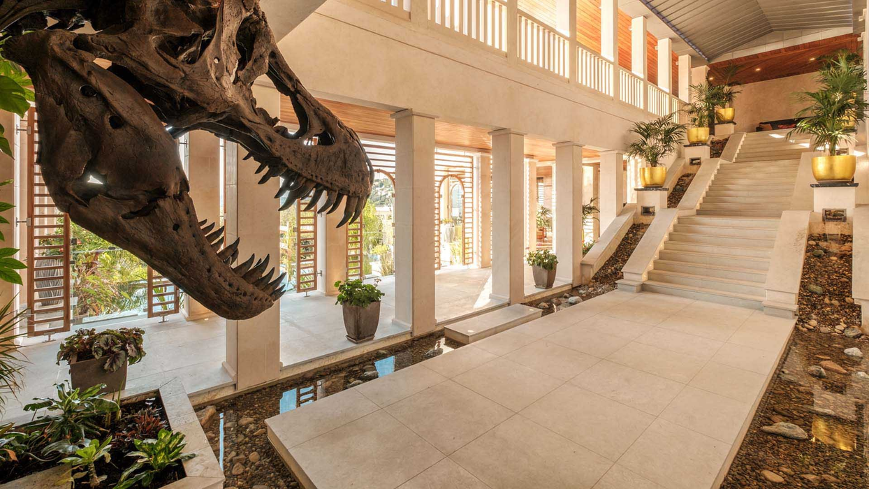 Imagini spectaculoase din vila „Alang Alang” de pe Riviera franceză, deținută de fostul iubit al Loredanei (ex-Trident)